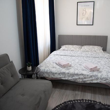 Nano Apartment Prizren Exteriör bild
