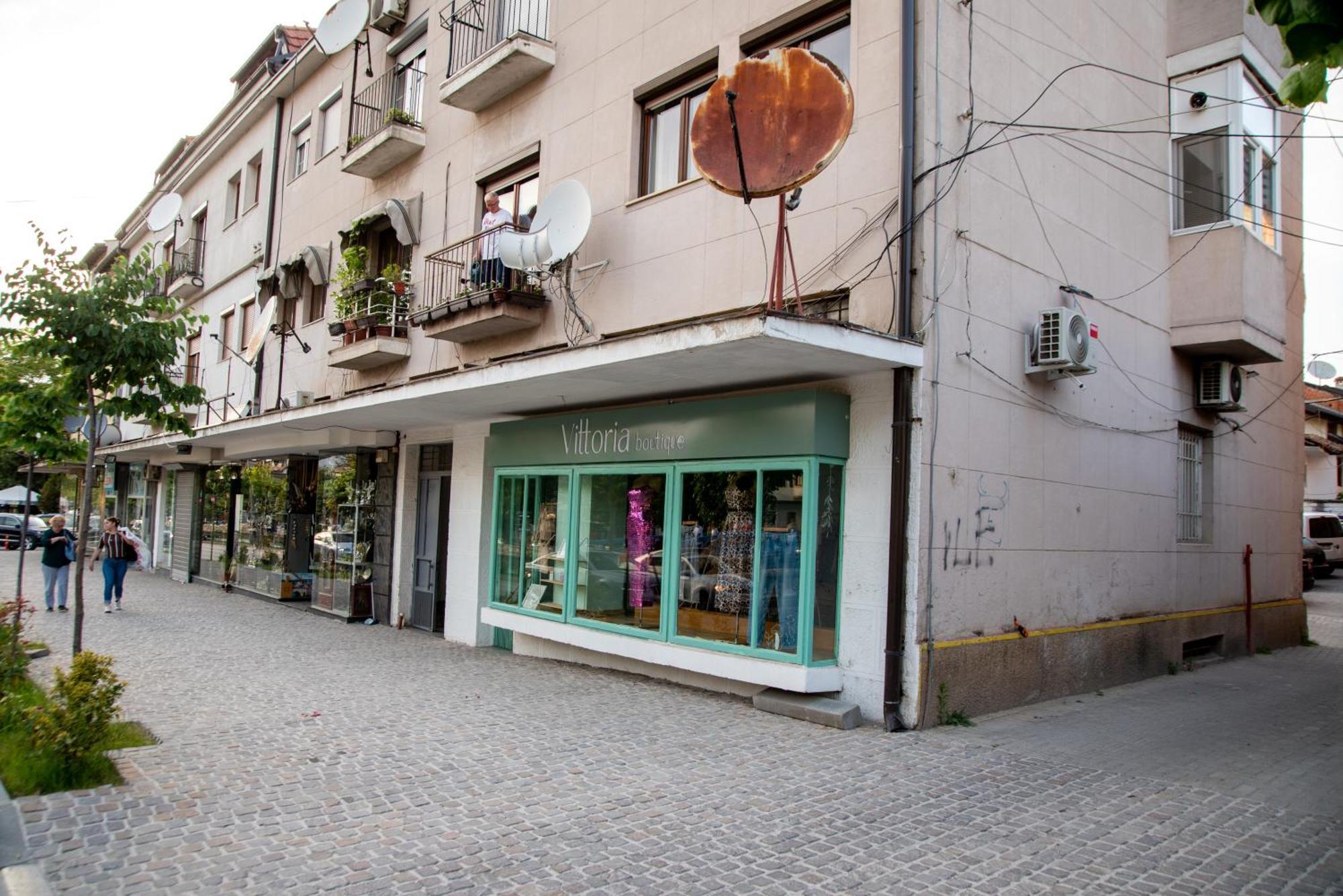 Nano Apartment Prizren Exteriör bild
